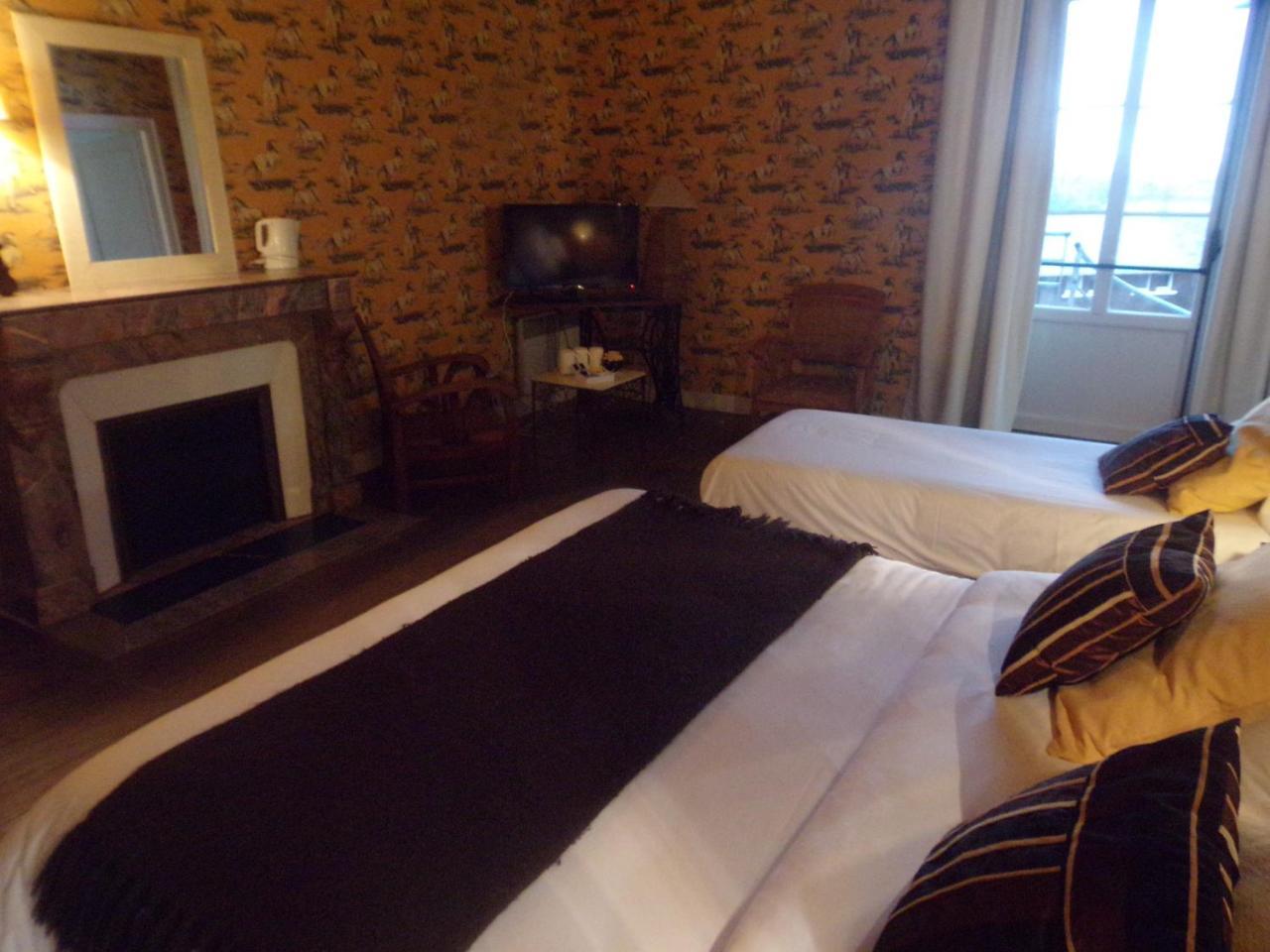 Domaine De Bel Air Hotel Cérans-Foulletourte Eksteriør billede