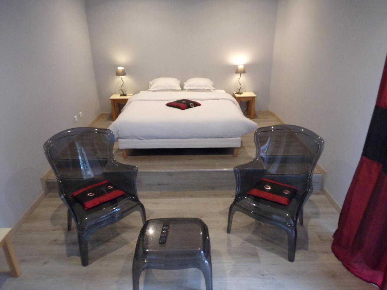 Domaine De Bel Air Hotel Cérans-Foulletourte Eksteriør billede